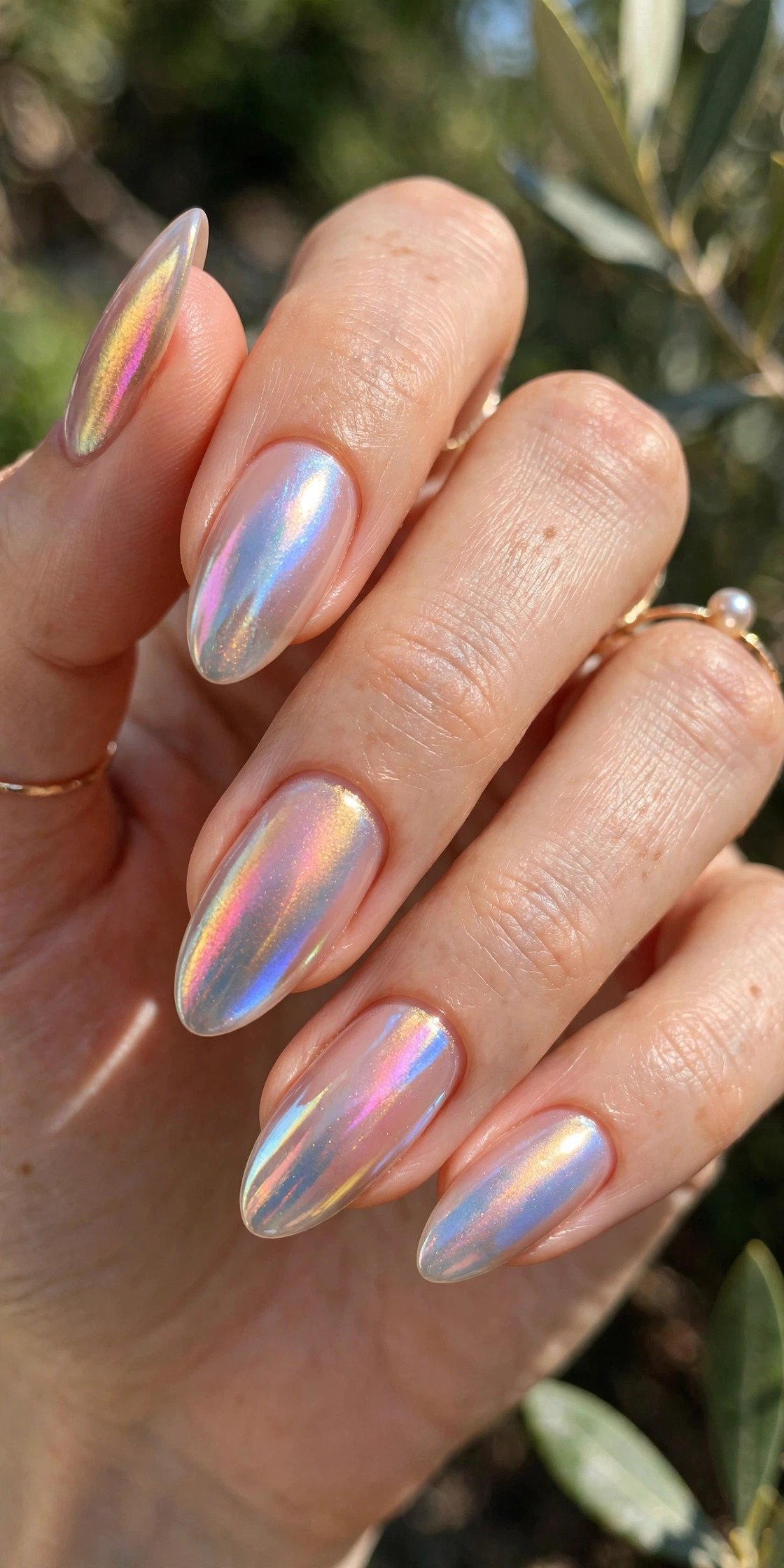 Pearl chrome almond nails