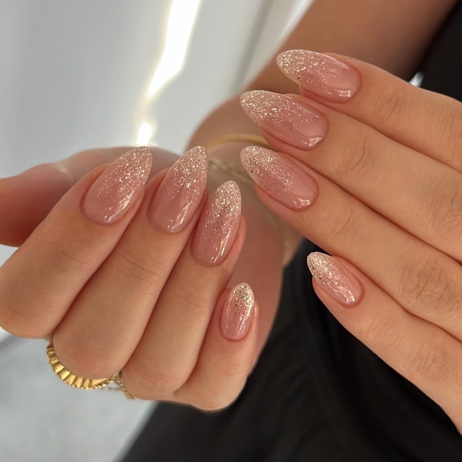 Champagne glitter fade manicure