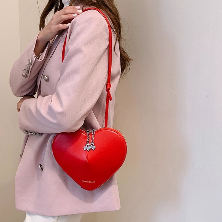 Heart-Shaped Bag as the Accent