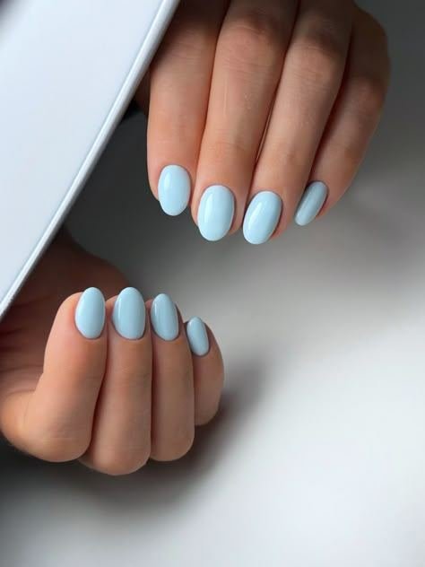 Minimalist simple blue winter nails