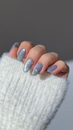 Simple frosted blue winter nails
